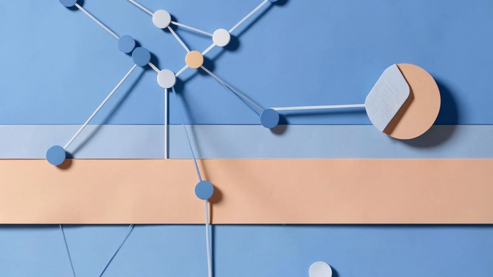 Choosing Consistency Models for Distributed Social Graph Data